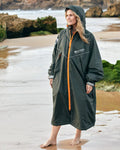Robe imperméable à capuche pour femmes – Clara