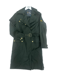 Vêtement imperméable et respirant pour toutes aventures – Clara