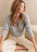 Gilet chaud femme élégant avec boutons raffinés – Sophie