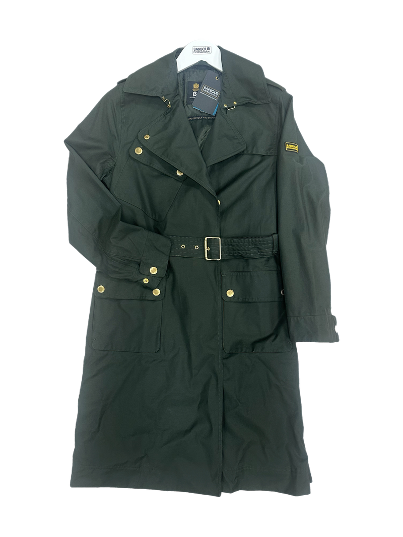 Vêtement imperméable et respirant pour toutes aventures – Clara